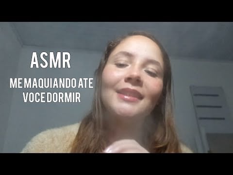 ASMR - Me maquiando até você dormir com gatilhos satisfatórios, voz suave, sussurro, sons de boca...