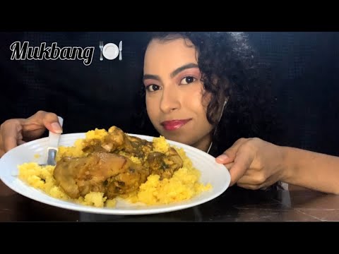 ASMR COMENDO CUSCUZ COM FRANGO!!! Jante comigo 🤩