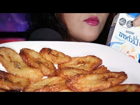 ASMR Comiendo platano frito con lechera