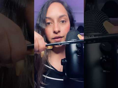 Te hago el Eyeliner ♥️ #asmr #susurros #asmrcommunity #susurrando #asmrsounds #makeupasmr