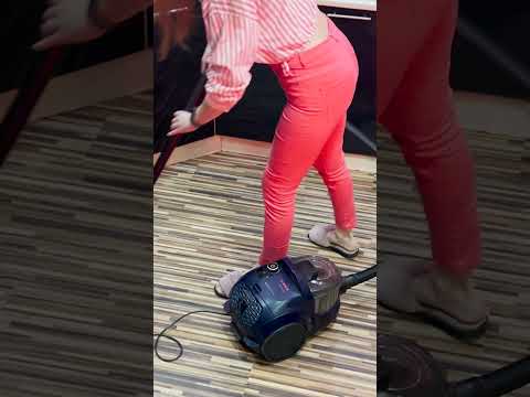 Fashionable cleaning with a Bosch vacuum cleaner #asmr