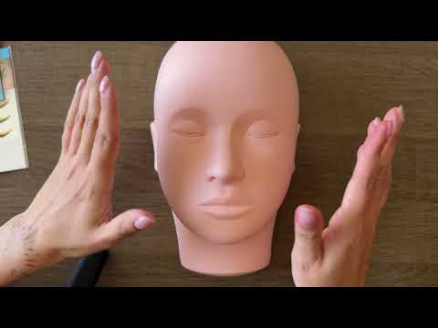 ASMR Español: Maquillando a Paquita Cabeza Parte 1
