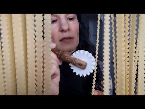 Your hair is Pasta Mafaldine ASMR