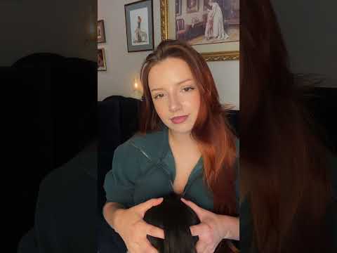 A brief hair brushing and scalp massage asmr 💆🏻‍♀️🎀💈
