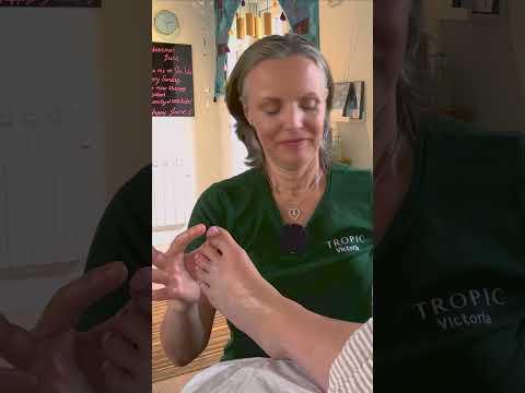 Poppy's Extra Relaxing Foot Reflexology Brazilian Toe Technique | Unintentional ASMR Real Person