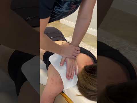 CRUNCHING Her Spine with some ASMR #shorts #chiropractor