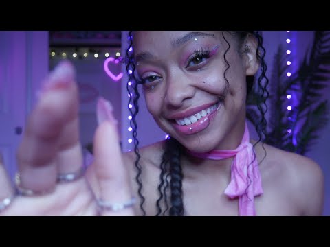 ASMR | Face Touching + Scratching You While You Sleep 💕 (Mic Scratching, Whispers) 