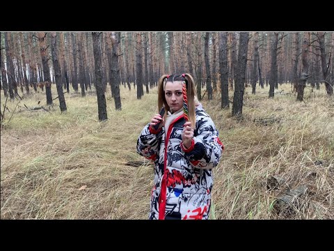 🍭 ASMR licking lollipop  | ASMR public in forest 🍭