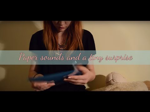 ASMR @ Keresgélés a papírhegyek között és egy kis meglepi / Papersounds and a tiny surprise