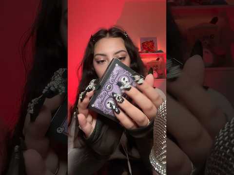 tapping on playing cards 💜 #asmr #tapping #asmrjade