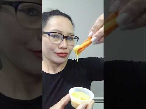 EATING HOT FRIES #everyone #food #shortsfeed #mukbang #eating #viral