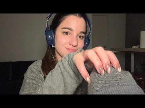 ASMR fabric scratching + charlita y mouth sounds 