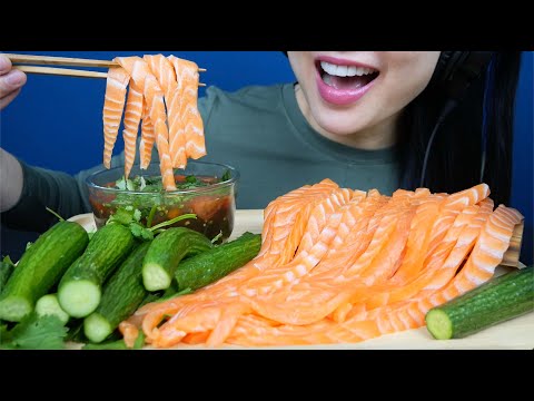 SALMON NOODLES WITH SPICY THAI DIPPING SAUCE (ASMR EATING SOUNDS) NO TALKING | SAS-ASMR