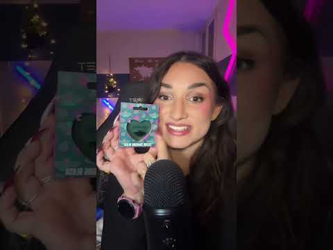 ASMR haul action