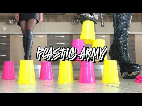 Knee High Boots Crushing Things: Pea vs. Plastic Cups! Oddly Satisfying! ASMR