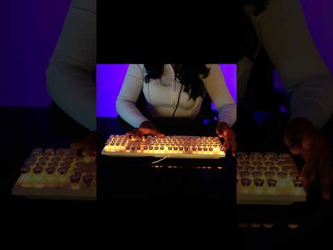 The sound of this typewriter keyboard 💜