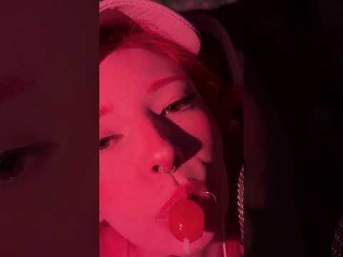 #asmr #lollipop #mouthsounds #egirl
