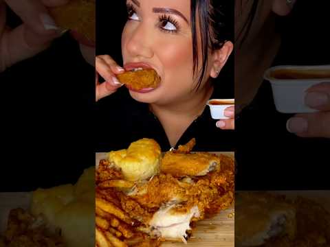 POPEYES CRUNCHY FRIED CHICKEN #asmr #friedchicken #chicken #food