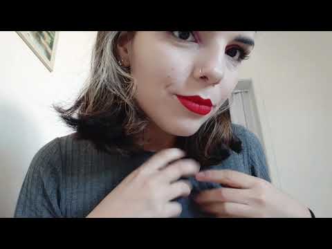 Scratching shirt and 👄 sounds