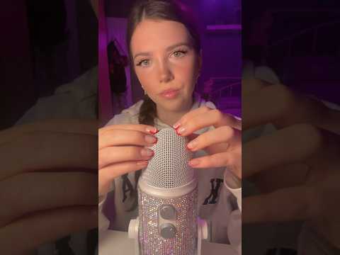 Lofi mic scratching 🎤 #relax #triggers #mictriggers #asmrtriggers #relaxing #relaxingtriggers #tap