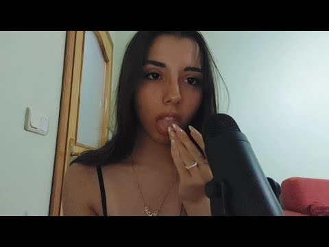 ASMR spit painting you 🎨👅💦 (wet mouth sounds)