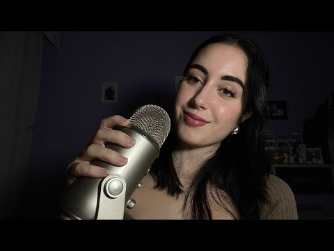 My first ASMR video!!!!// ¿¿¿Qué hay en mi bolso???