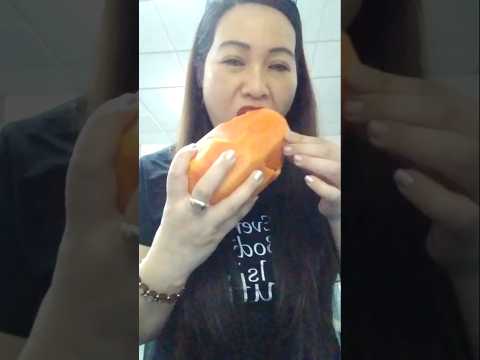 EATING WHOLE PAPAYA #mukbang #shortsfeed #everyone #food #fruit
