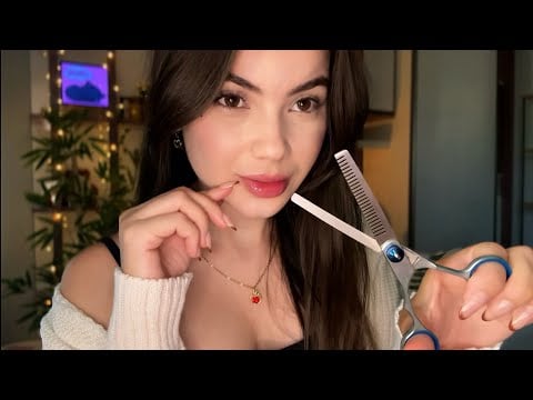 ASMR | Garota da Porta ao Lado Corta seu Cabelo💇‍♂️✂️