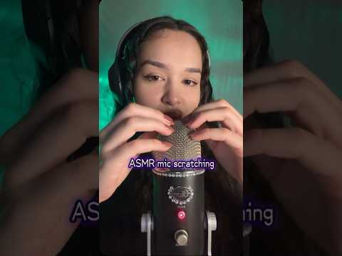 ASMR pra quem gosta de arranhando o microfone 💕 #asmrmicscratching #asmrmicrophone #asmr