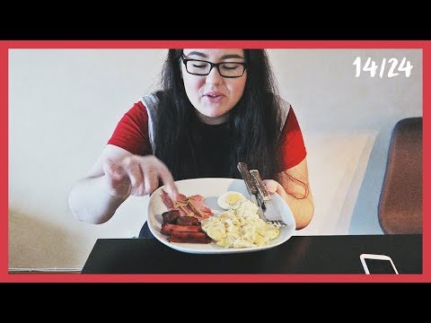 Josefin ASMR's Julkalender 14/24 | Äter JULMAT