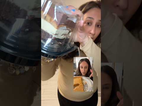 Cake Mukbang