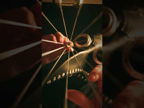 Head Twirls #asmr #visualtingle #triggersforsleep #asmrsounds #asmrshorts