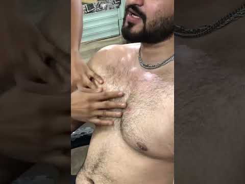 #chestmassage #chesthair #asmrsounds #oilychest #lahoribarber #massage #relaxing #asmrmassage
