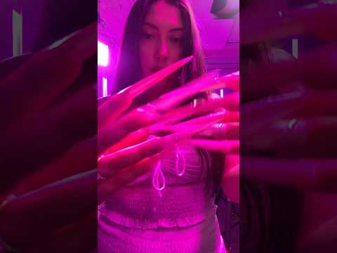 XXL nail tapping on the camera