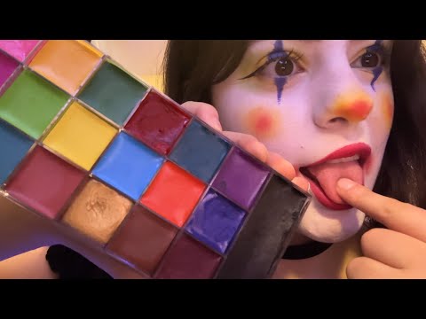 ASMR HACIENDOTE MAQUILLAJE DE PAYASO🤡