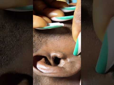 Asmr Tongue fluttering in ears #asmr #tingling #nails #earcleaning #nitpicking