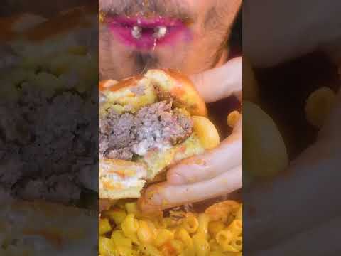 ASMR MESSY EATING ! Mac n Cheese BURGER * mukbang no talking * nomnomsammieboy