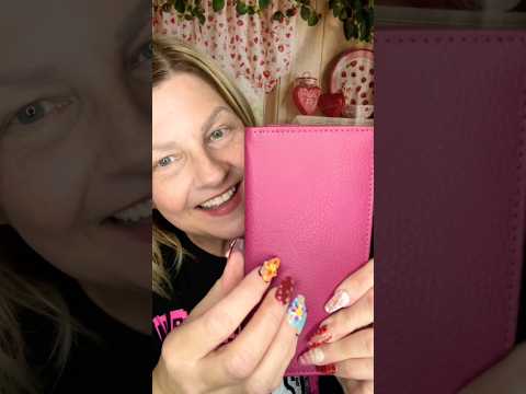 ASMR Tingly Wallet Tapping 🌸💕 #asmr #asmrtapping #asmrleather 💝
