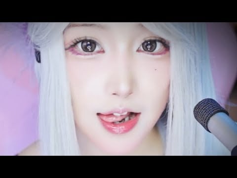 ASMR | Relaxing Triggers, Ear Cleaning & Kisses