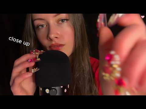 ASMR ultra proche (chuchotements + nails scratching pour dormir vite) 🫶