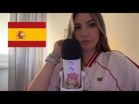 ASMR in SPANISH 🇪🇸 (mic scratching, mouth sounds)