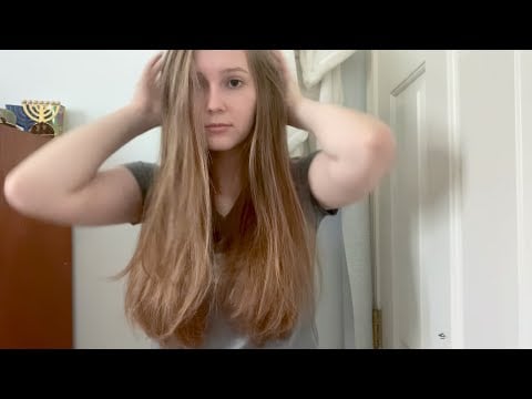 Amanda - Playing with My Hair & Gentle Brushing Sounds💚💤 ASMR