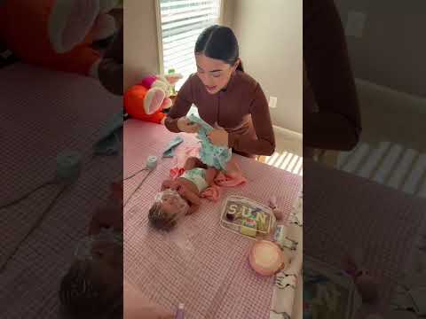 QUE HACER DESPUÉS DEL PRIMER BAÑO DE TU BEBÉ DE SILICONA