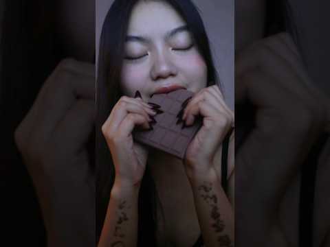 Fake chocolate ASMR 🍫 Eating, gripping, tapping #triggersforsleep #asmr #asmrtriggers #mukbang