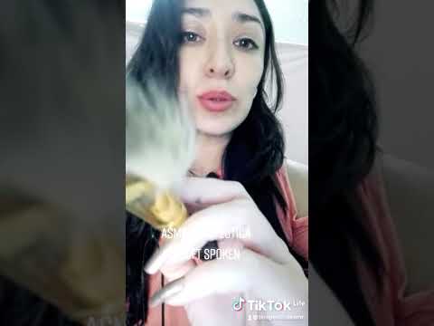 ASMR SOFT SPOKEN TOCANDO TU CARITA #shorts Español