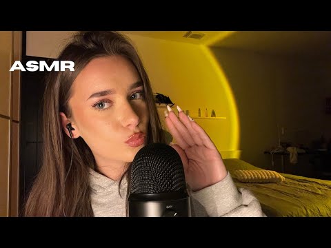 ASMR- Chuchotements proche du micro 😴