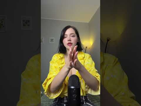 I just like mix colours 🎙️ #asmr #asmrsounds #asmrtriggers