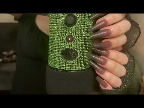 *one minute asmr* rhinestone mic scratching (no talking)