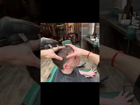 #asmr #barber #triggersforsleep #headmassage #relax #thebarbersarms #barbershop #tingletrigger #fyp