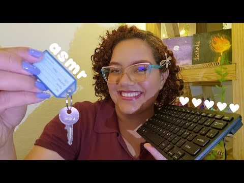 ASMR RECEPCIONISTA de HOTEL DE FÉRIAS 💕🏖️